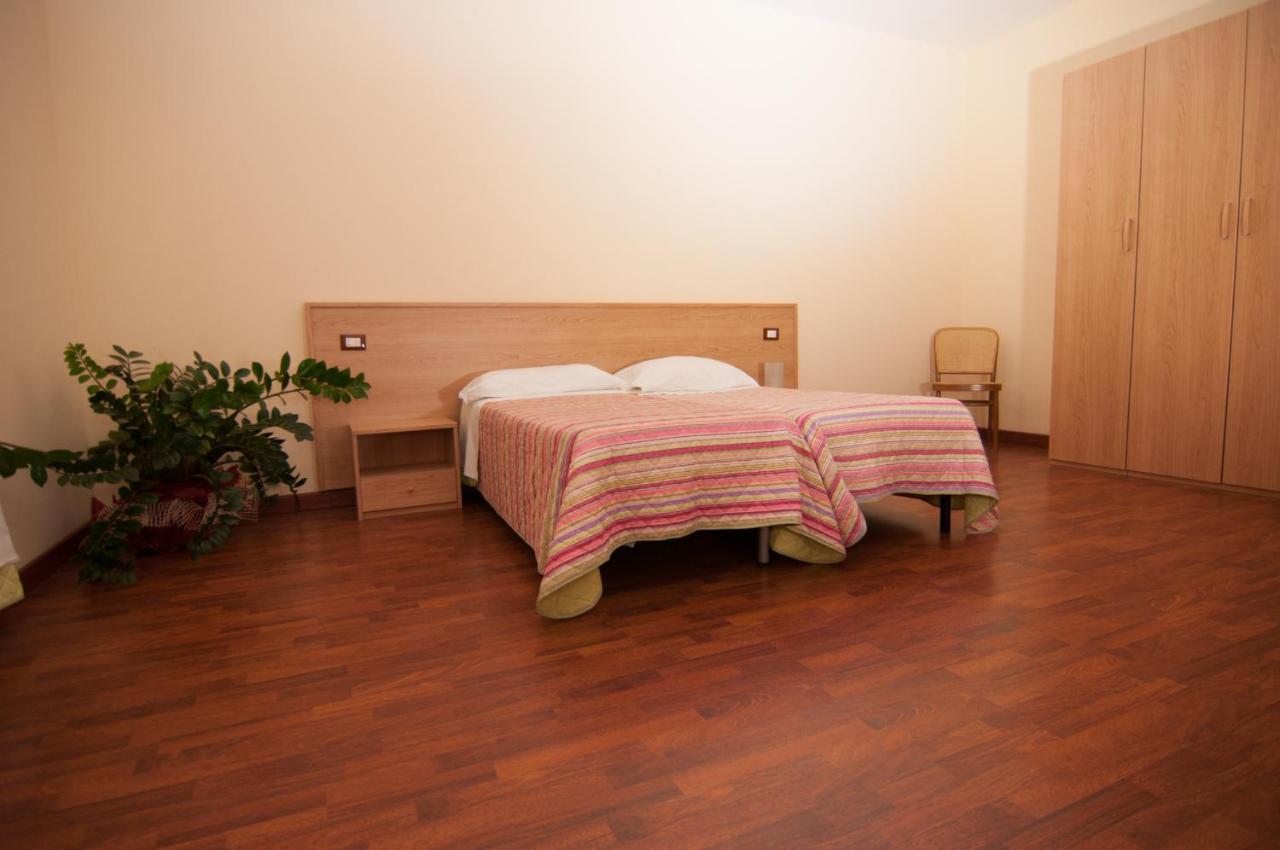 Albergo Conca D'Oro Foggia Oda fotoğraf